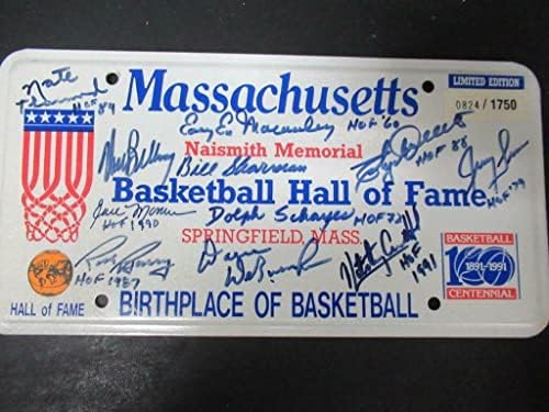 (11) Basketball Hall Of Fame Multi-Aláírt Rendszám Auto PSA/DNS AI00796 - Dedikált Kosárlabda